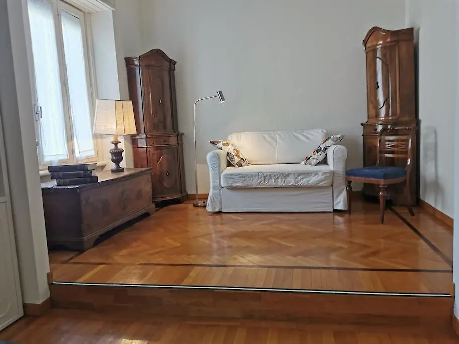 Porta Venezia - Duomo - Elegant Suite Milan Apartment