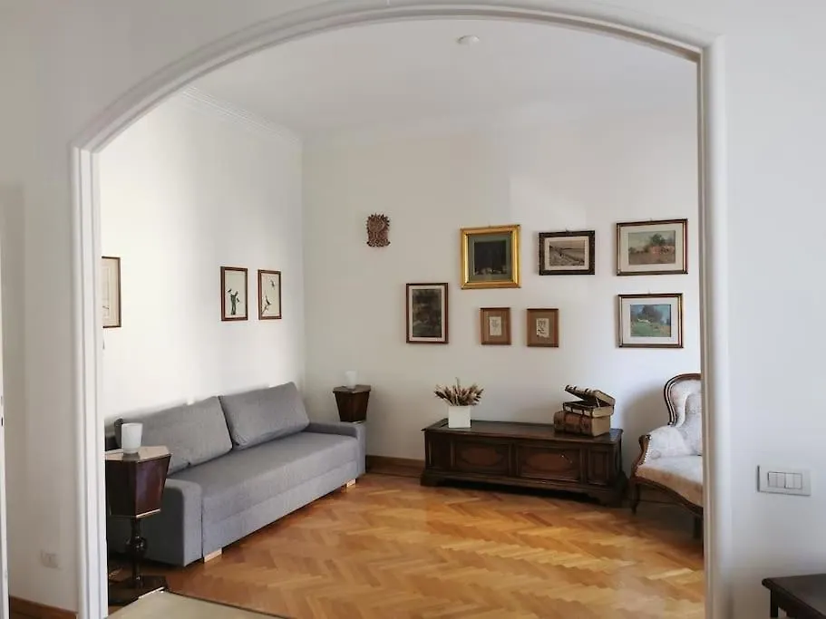 Porta Venezia - Duomo - Elegant Suite Milan Apartment