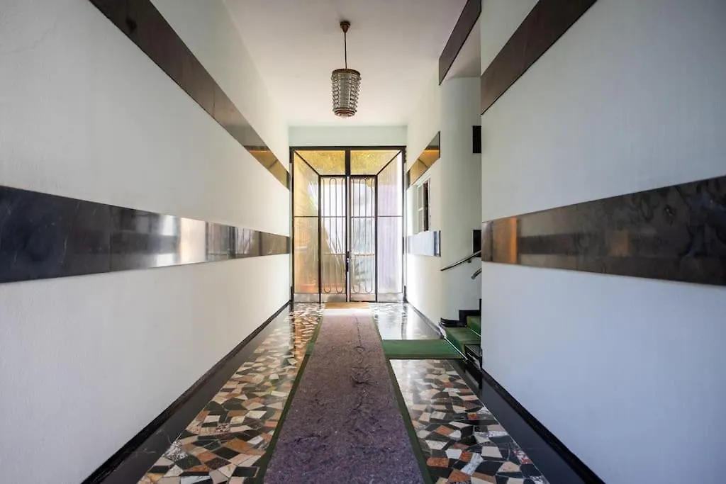 Porta Venezia - Duomo - Elegant Suite Milan 0*,