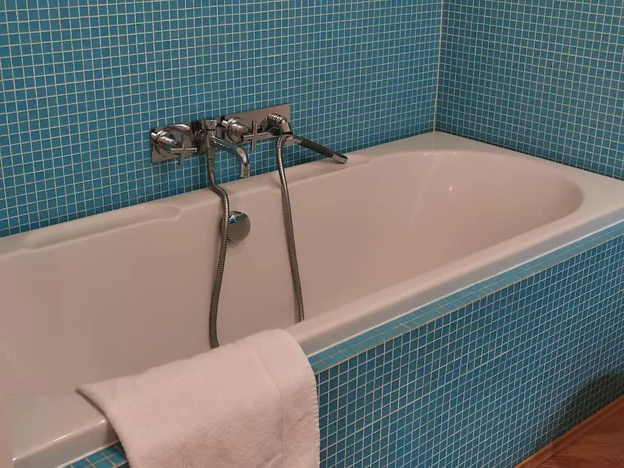 Apartment Porta Venezia - Duomo - Elegant Suite Milan Italy